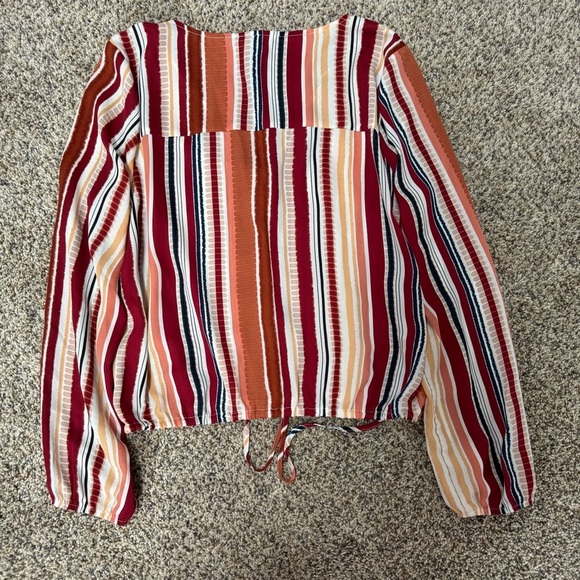 BB Dakota Multicolored Tie Front Blouse - Picture 3 of 3